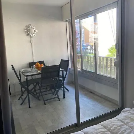 Le Petit Port Apartment